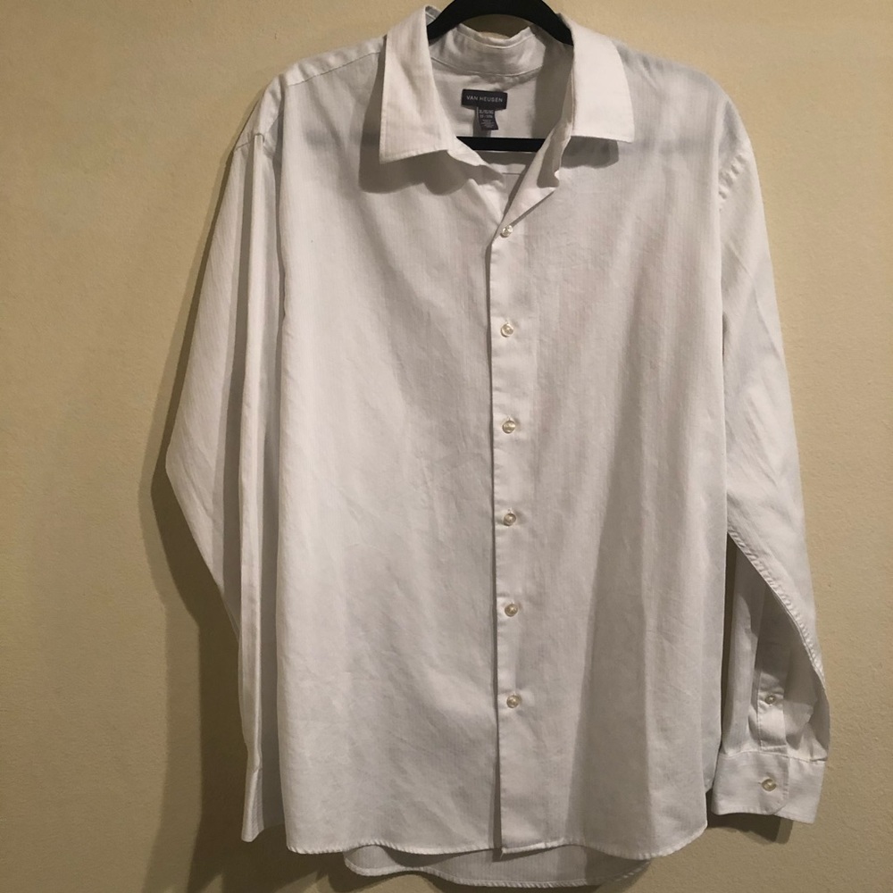 Men's White Van Heusen long sleeve button up